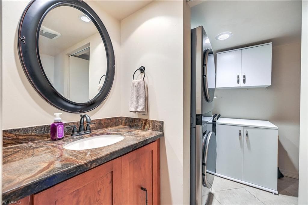 185 Lake Point LN 8B-28