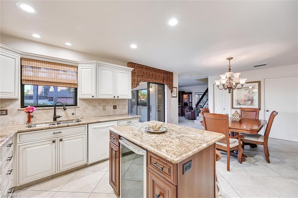 185 Lake Point LN 8B-3
