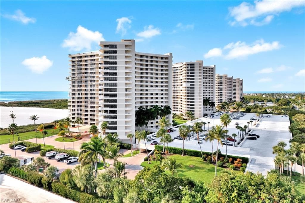 260 Seaview CT # 906, MARCO ISLAND FL 34145-1