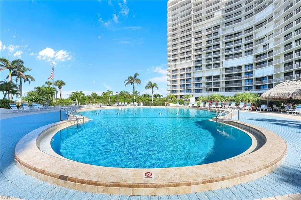 260 Seaview CT # 906, MARCO ISLAND FL 34145-33