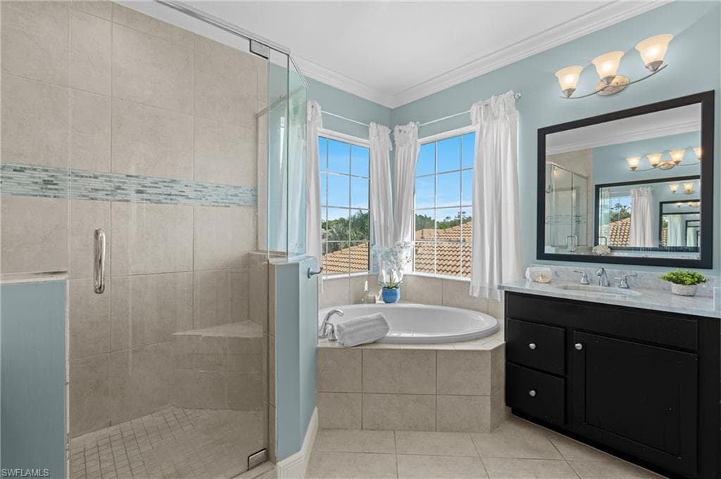 7759 Martino CIR, NAPLES FL 34112-22