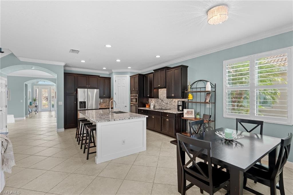 7759 Martino CIR, NAPLES FL 34112-5
