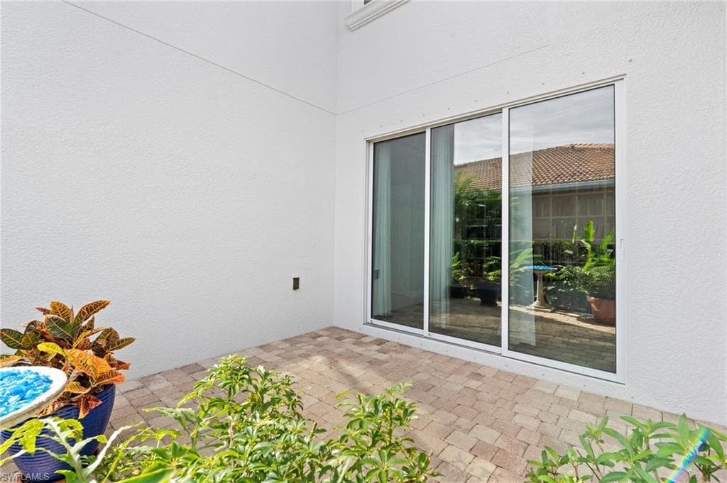 7759 Martino CIR, NAPLES FL 34112-44