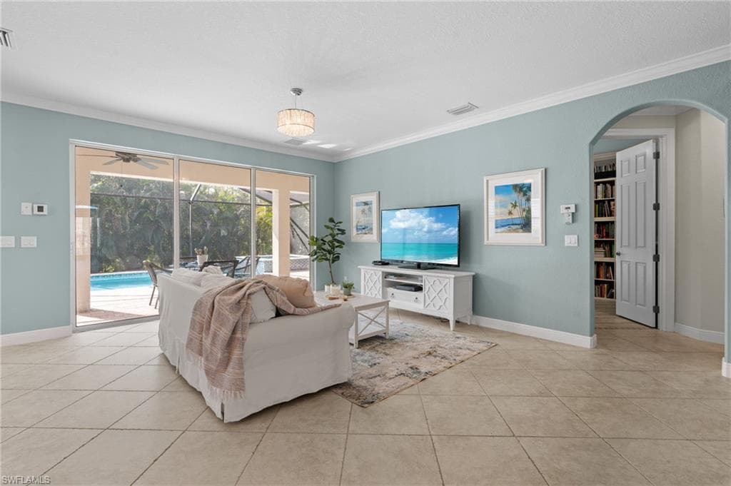 7759 Martino CIR, NAPLES FL 34112-10