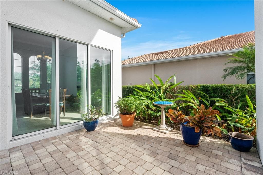 7759 Martino CIR, NAPLES FL 34112-43