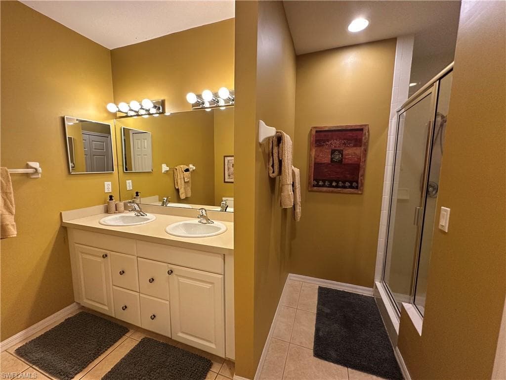 2280 Somerset Ridge DR # 204, LEHIGH ACRES FL 33973-28