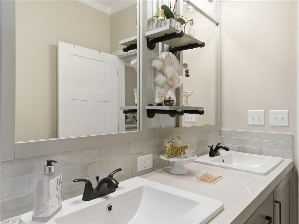 15050 W hwy 328, OCALA FL 34482-19