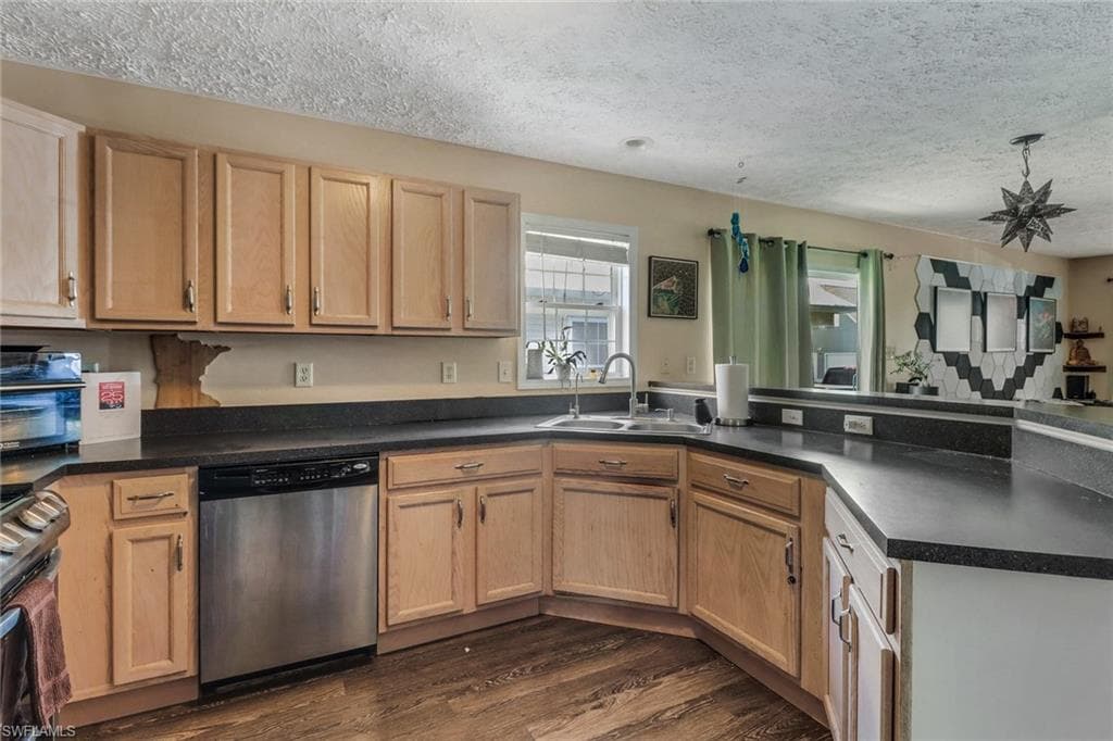 398 Leawood CIR, NAPLES FL 34104-10