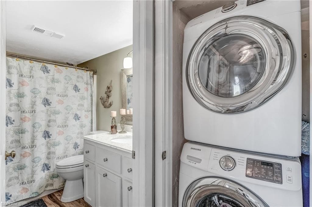 16007 Davis RD # 524, FORT MYERS FL 33908-20