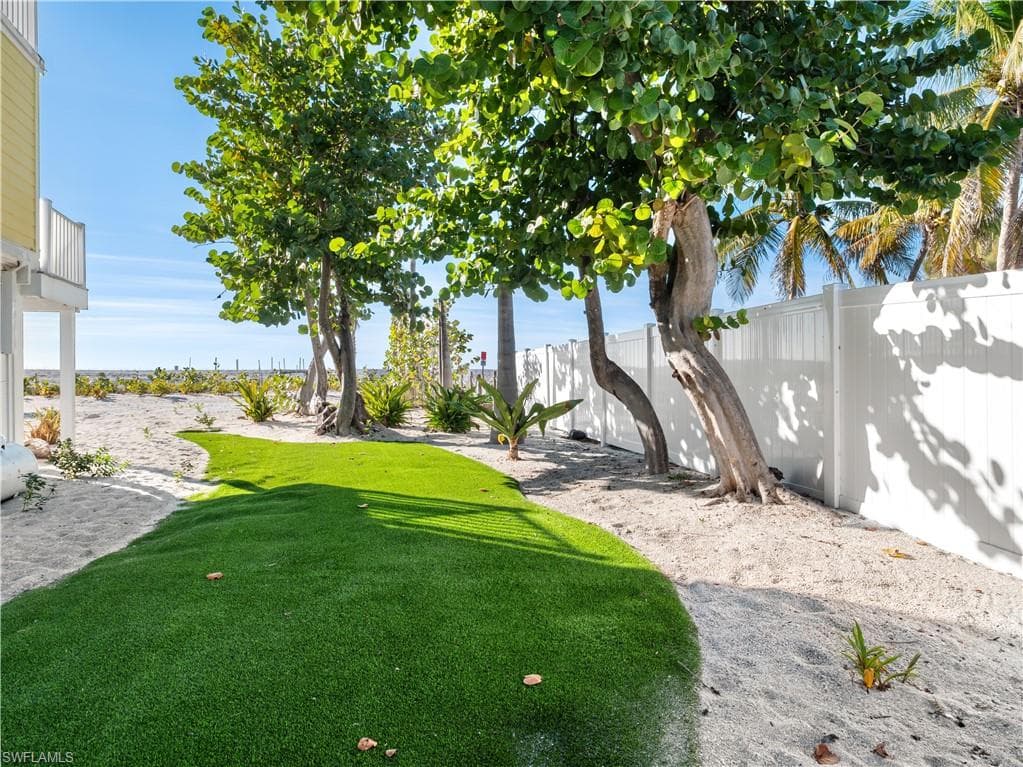 1 Sunset Captiva LN, CAPTIVA FL 33924-40