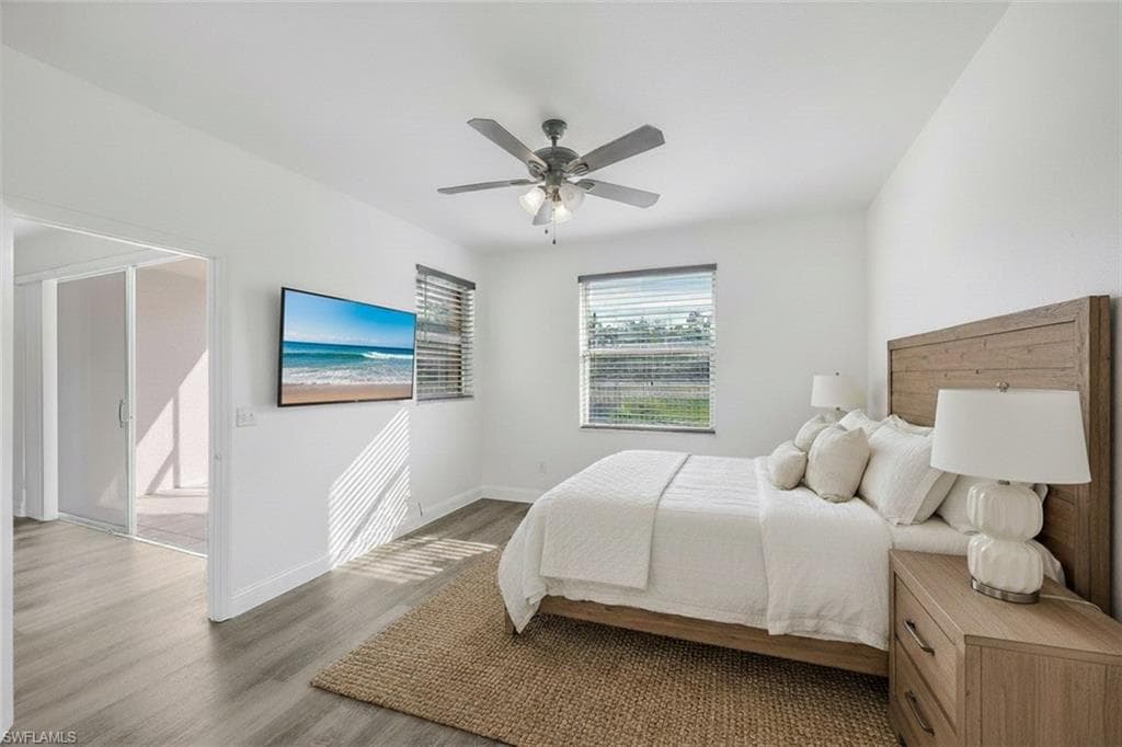 3250 Cypress Glen WAY # 402, NAPLES FL 34109-15