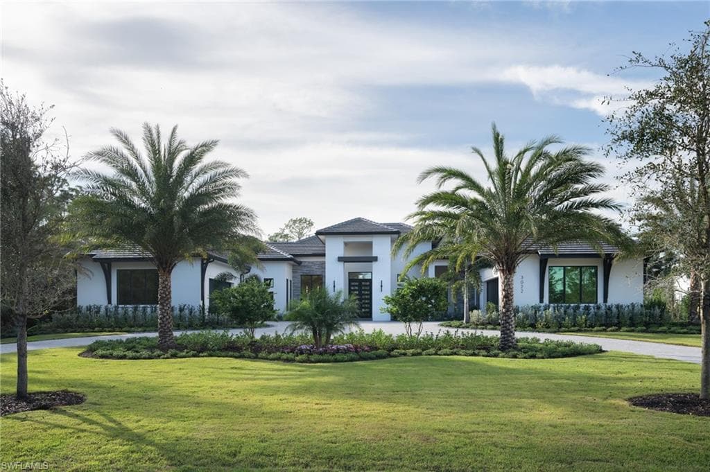 3022 Ravenna AVE, NAPLES FL 34120-1