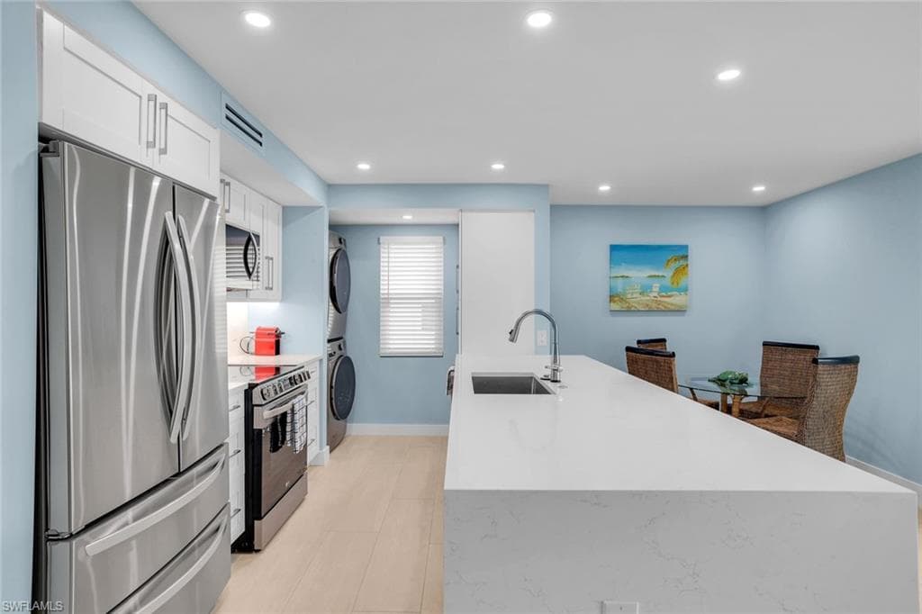 1155 Sandpiper ST # C7, NAPLES FL 34102-6