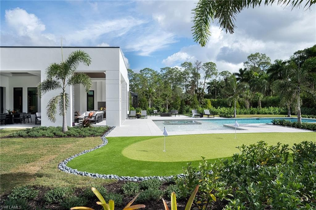 3054 Ravenna AVE, NAPLES FL 34120-27