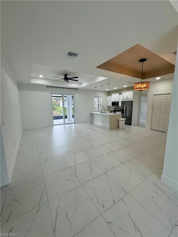 3743 Kenyon ST-1