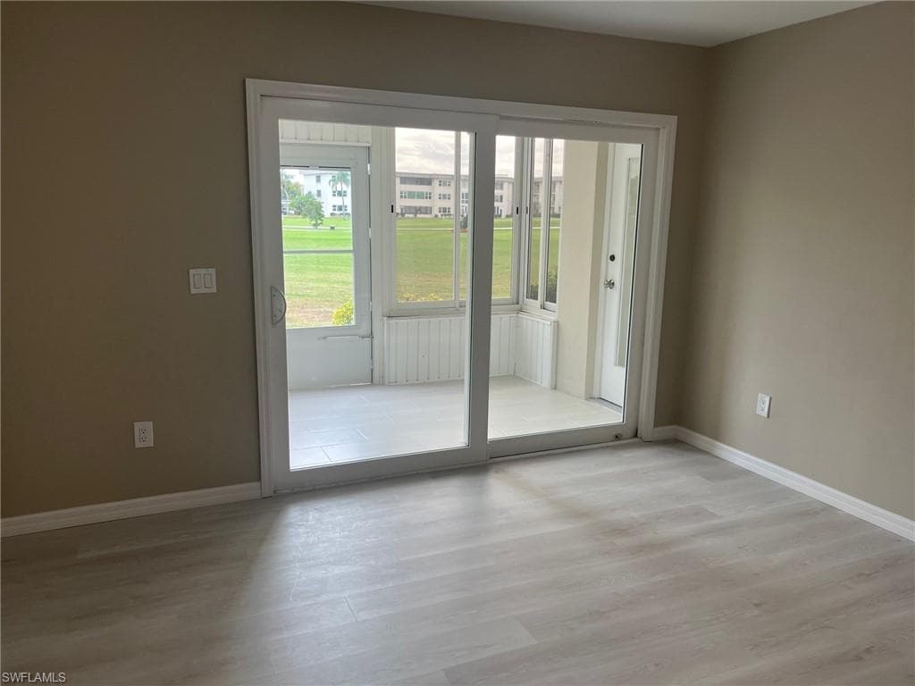 1740 Pine Valley DR # 116, FORT MYERS FL 33907-19