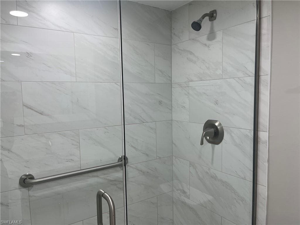 1740 Pine Valley DR # 214, FORT MYERS FL 33907-16