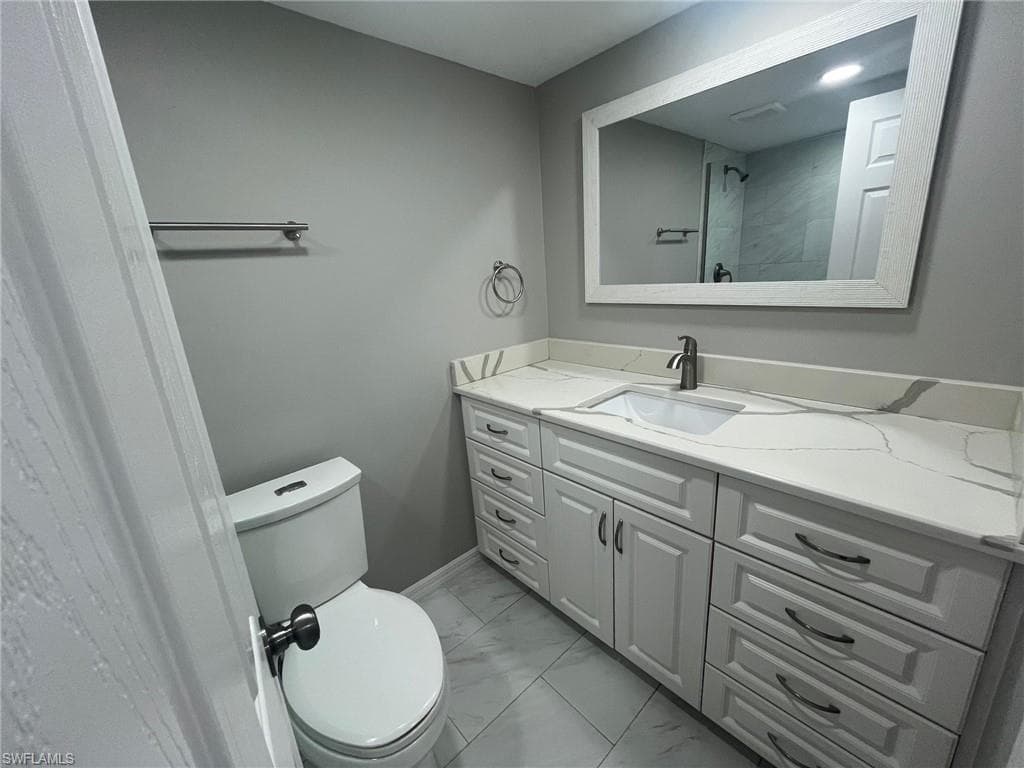 1740 Pine Valley DR # 214, FORT MYERS FL 33907-14