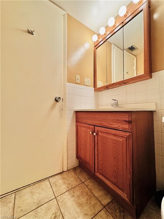 2264 Winkler AVE # 101, FORT MYERS FL 33901-29