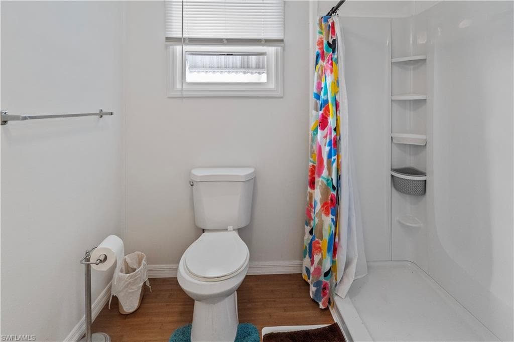17 Saint Raphael DR-26