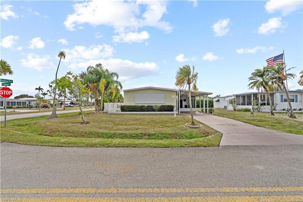 17 Saint Raphael DR-34