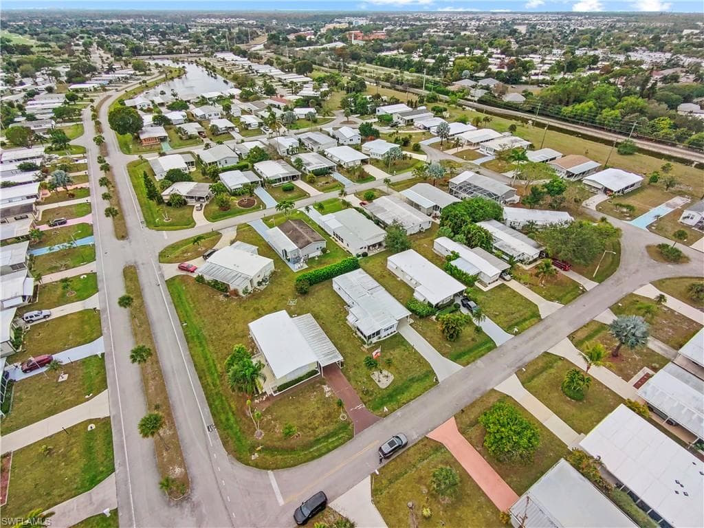 17 Saint Raphael DR-30