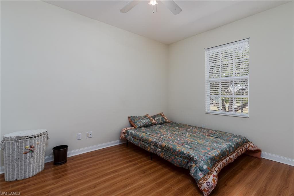 5353 Cove CIR, NAPLES FL 34119-34