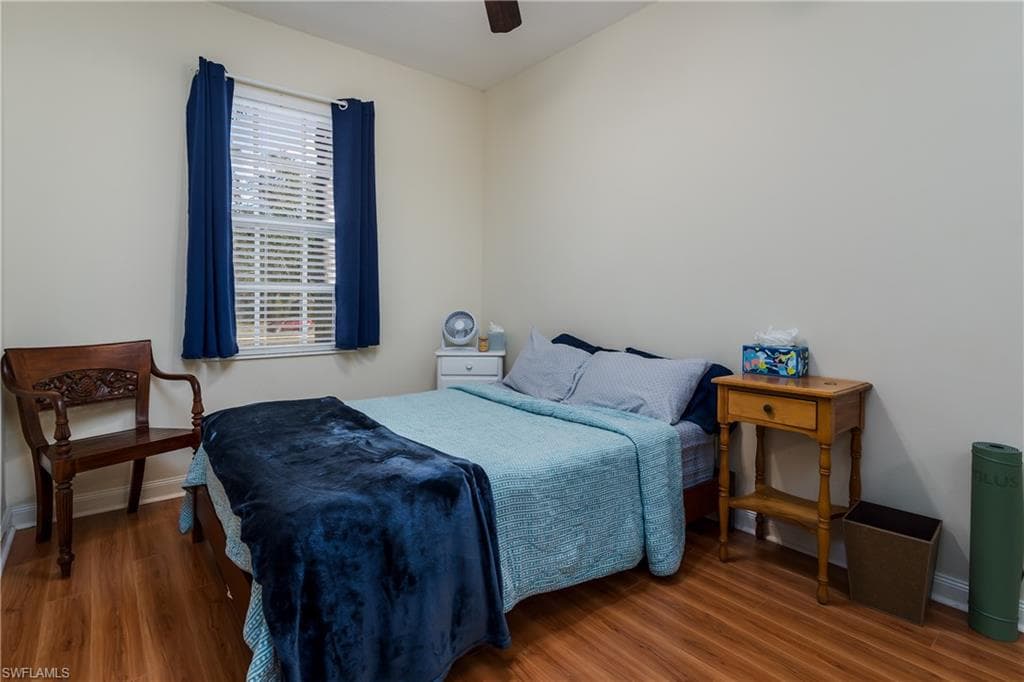 5353 Cove CIR, NAPLES FL 34119-38