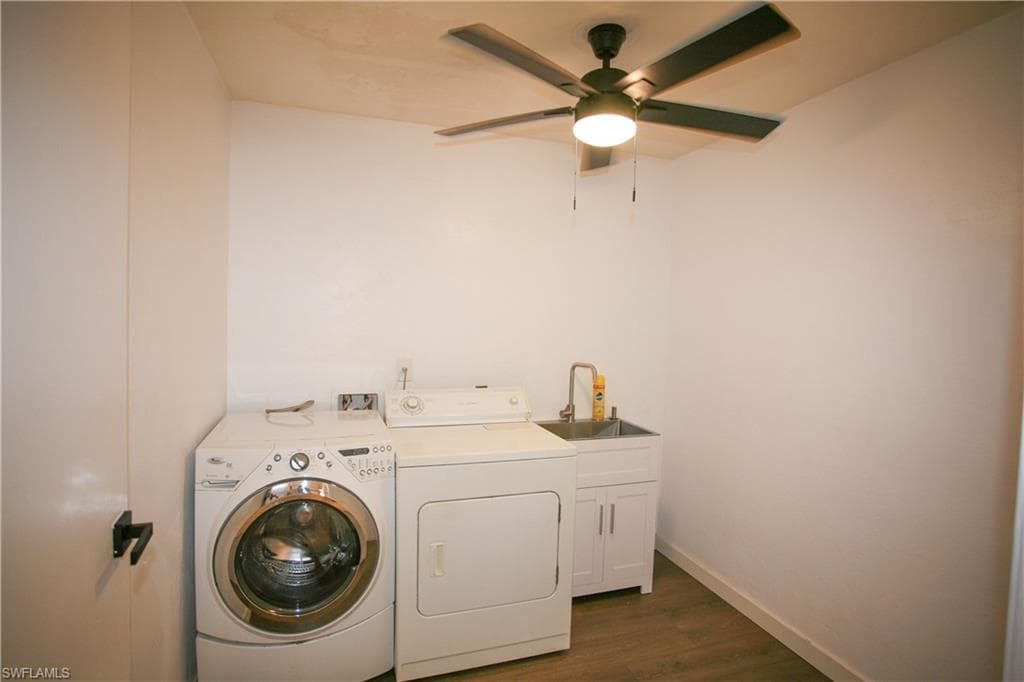 1525 Covington CIR E, FORT MYERS FL 33919-28