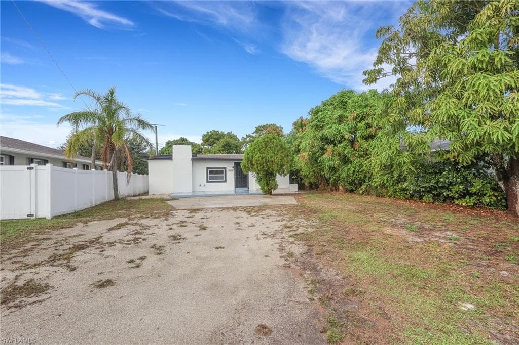 26630 Noble LN, BONITA SPRINGS FL 34135-24