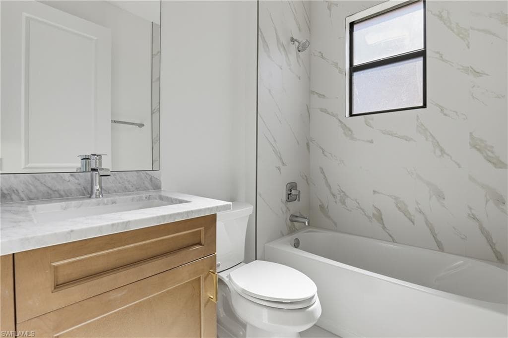 2167 Della DR-25