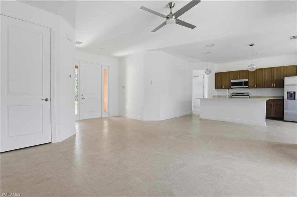 2167 Della DR-6