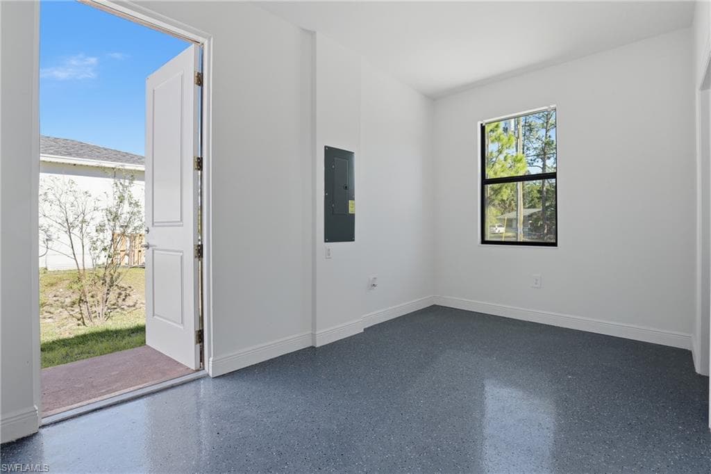 2167 Della DR-27