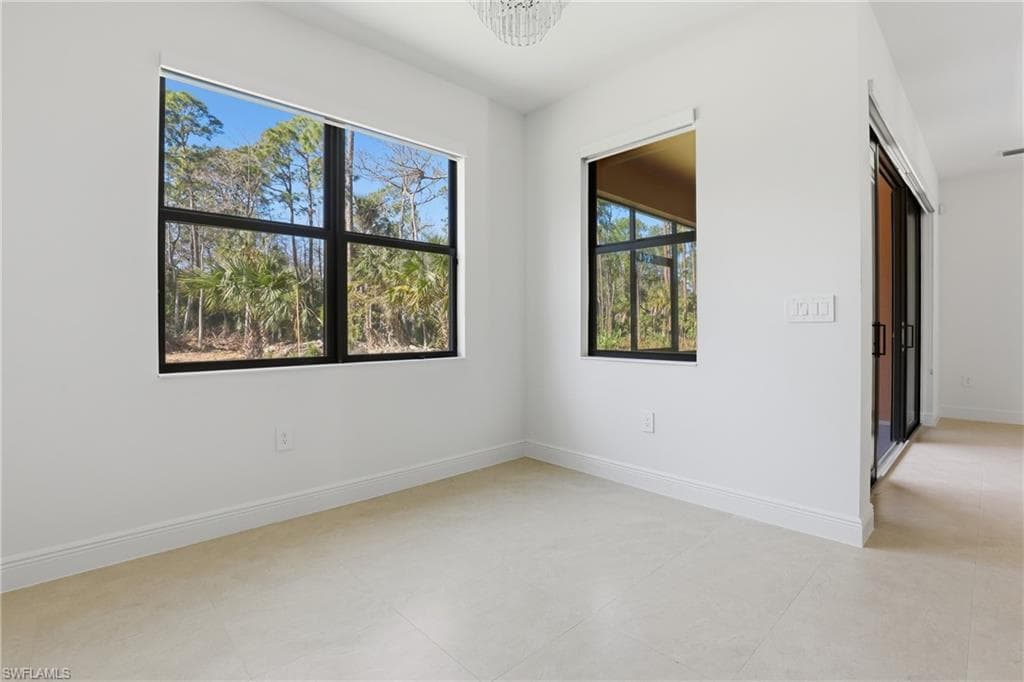 2167 Della DR-13