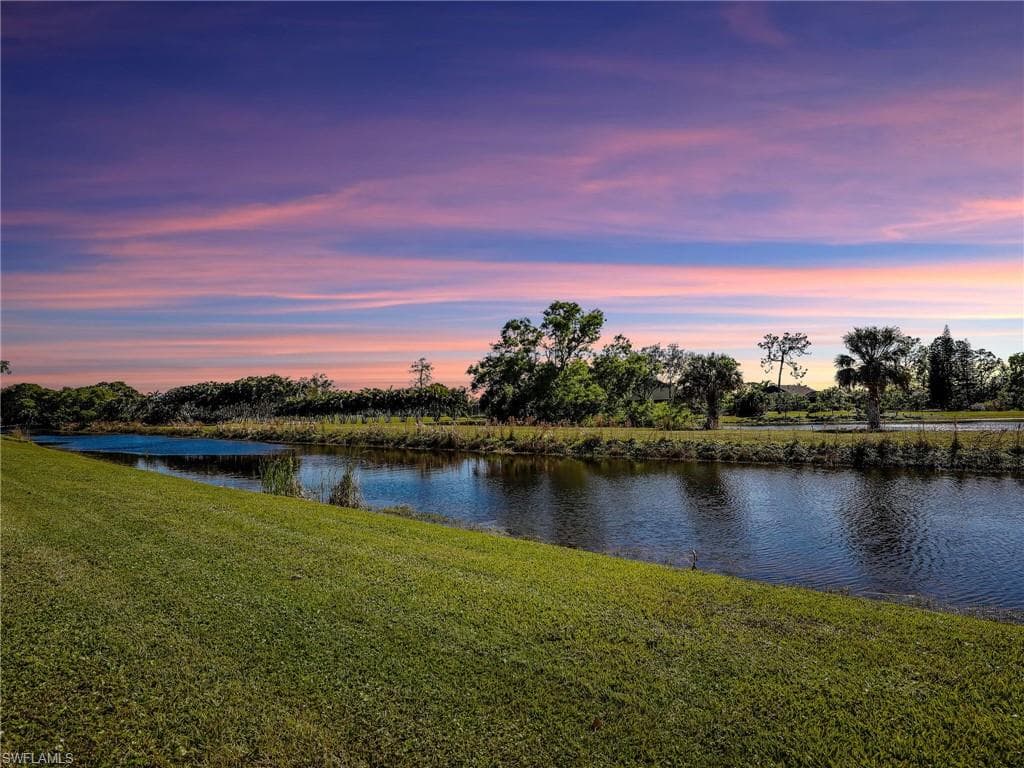 5483 Rattlesnake Hammock RD # B103, NAPLES FL 34113-26
