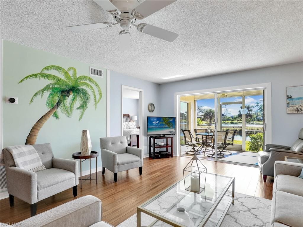 5483 Rattlesnake Hammock RD # B103, NAPLES FL 34113-16