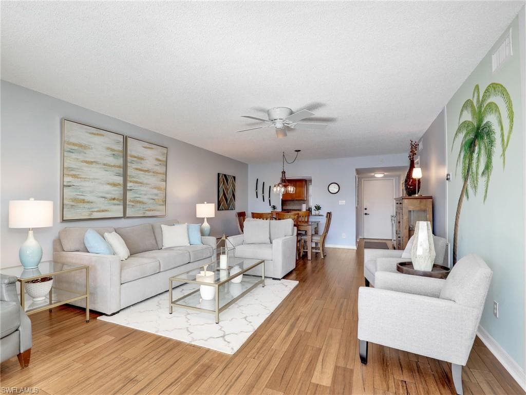 5483 Rattlesnake Hammock RD # B103, NAPLES FL 34113-15