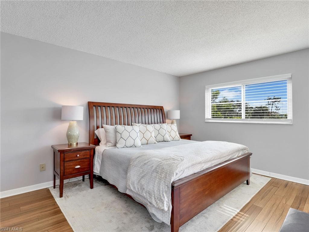 5483 Rattlesnake Hammock RD # B103, NAPLES FL 34113-17