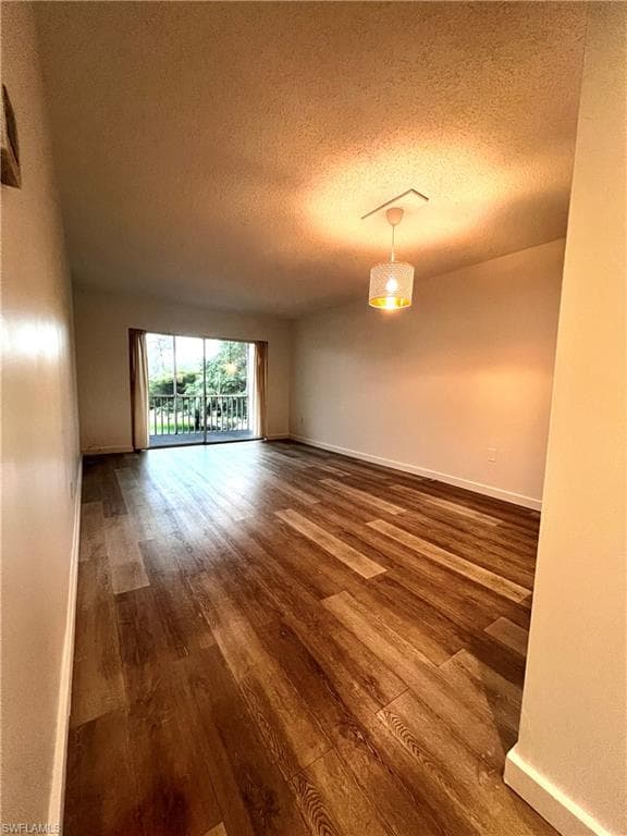 100 Forest Lakes BLVD # 307, NAPLES FL 34105-10