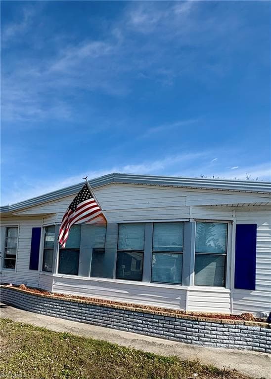 3112 Running Deer DR-4