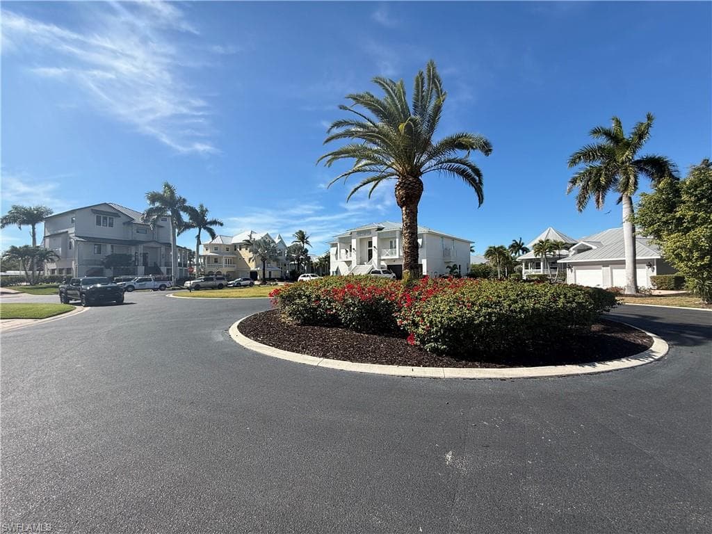 18211 Chesapeake CT, FORT MYERS FL 33908-2