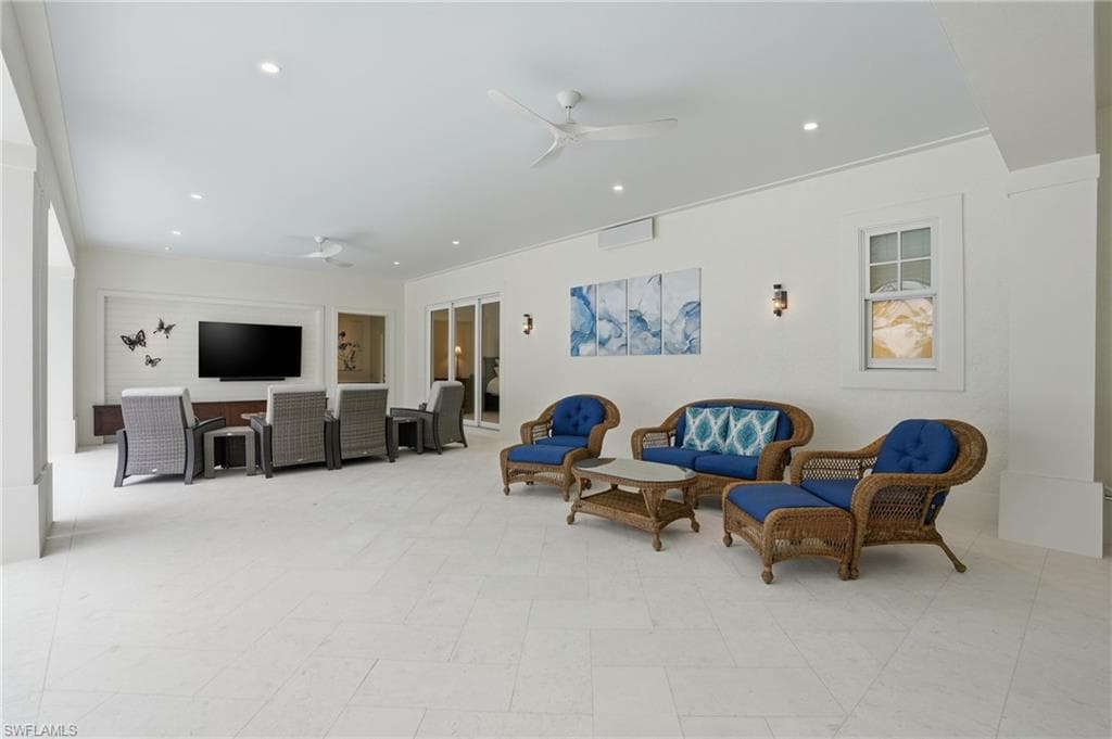 12201 Caisson LN-32