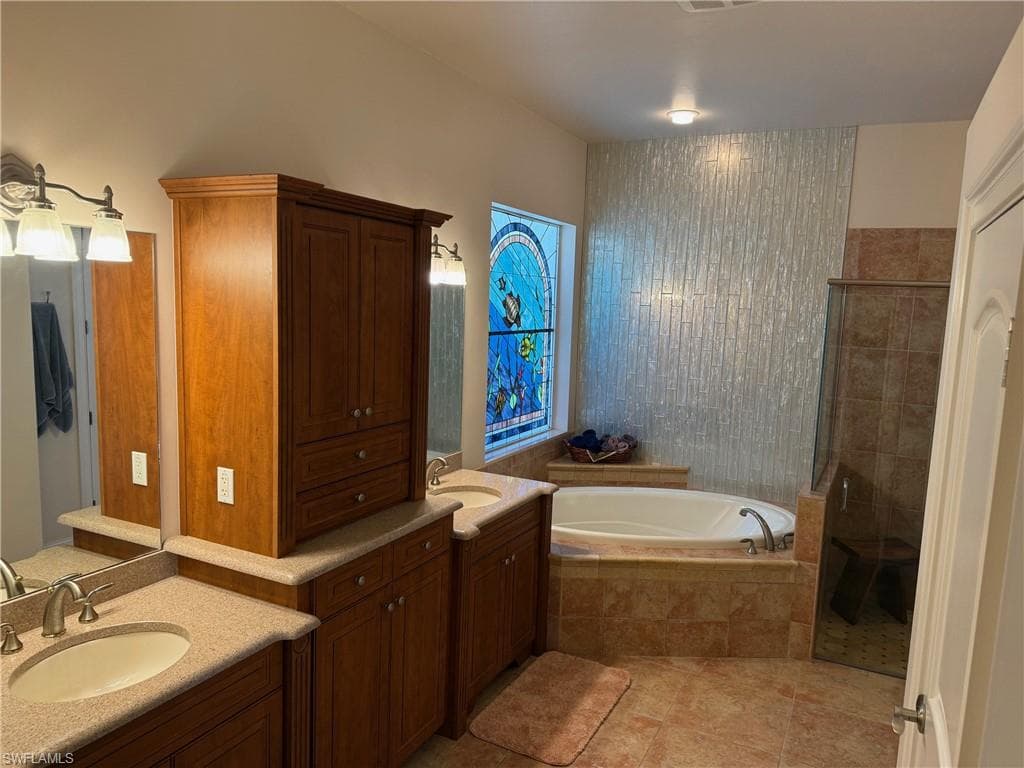1687 McGregor Reserve DR, FORT MYERS FL 33901-12