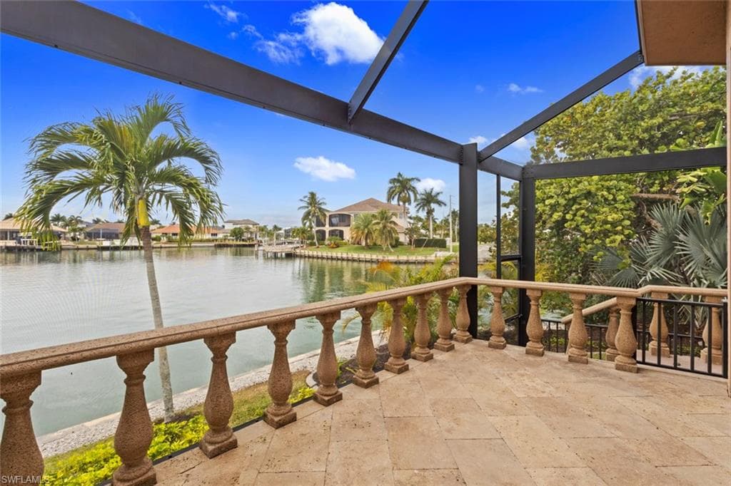 640 Kendall DR, MARCO ISLAND FL 34145-22