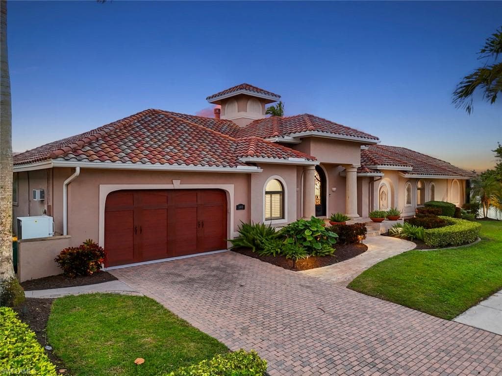 640 Kendall DR, MARCO ISLAND FL 34145-42