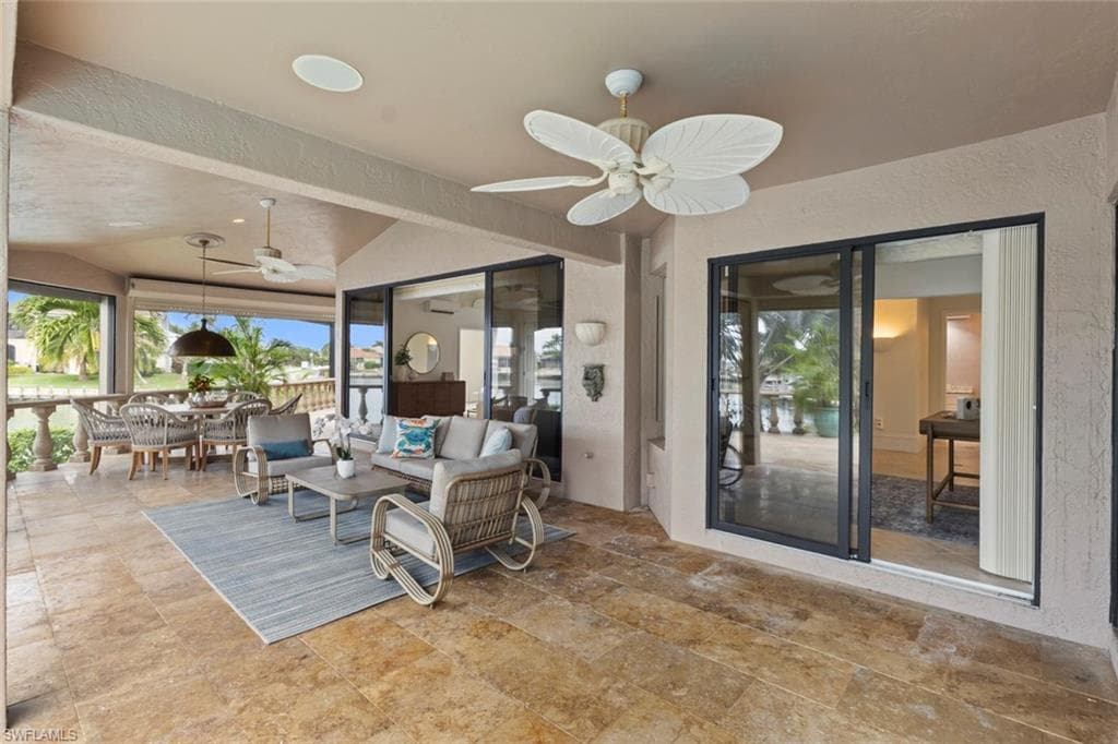 640 Kendall DR, MARCO ISLAND FL 34145-34