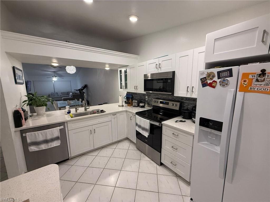 4220 Looking Glass LN # 4302, NAPLES FL 34112-10