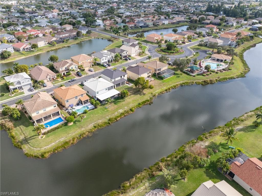 2006 Willow Branch DR, CAPE CORAL FL 33991-38