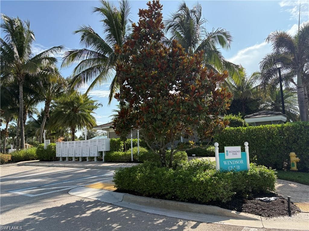 2311 Sawyers Hill RD # 806, NAPLES FL 34120-35