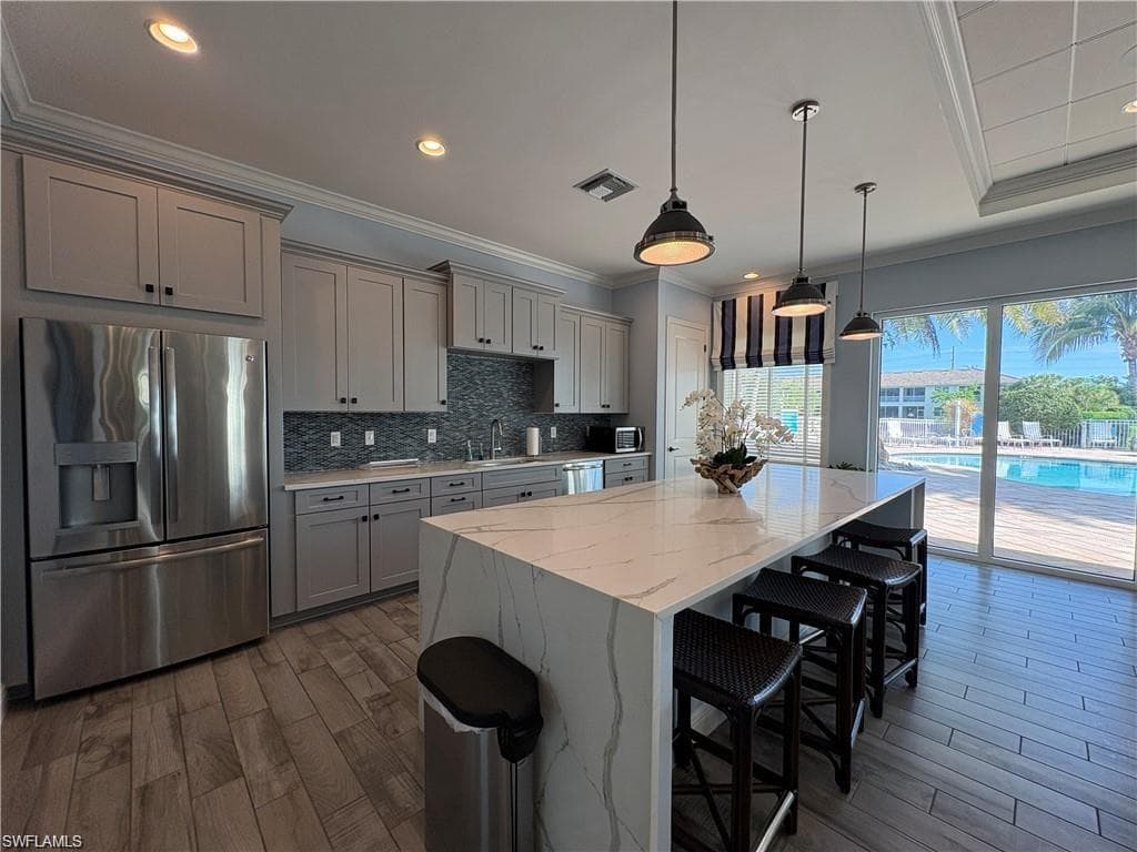 2311 Sawyers Hill RD # 806, NAPLES FL 34120-31